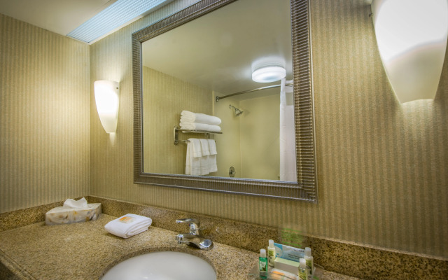 Holiday Inn Arlington at Ballston by IHG