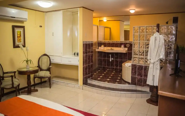 Recreo Hotel