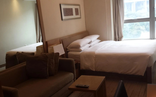 Royal View Hotel