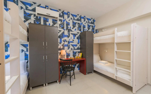 Stay Inn Hostel