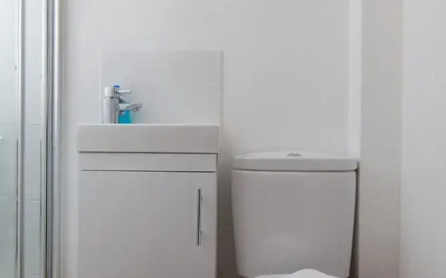 1 Bedroom Apartment In City Centre
