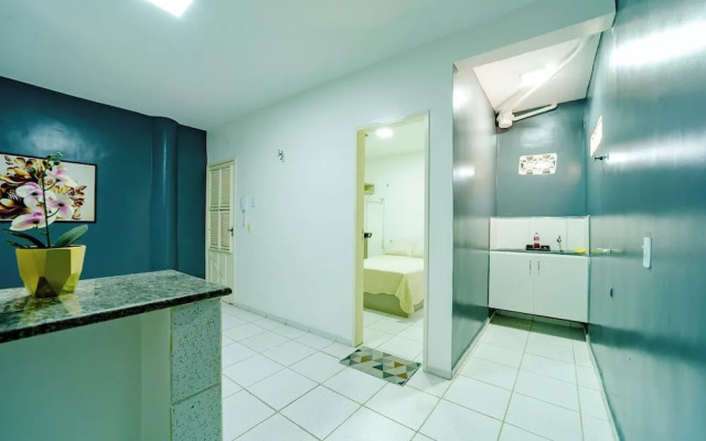 Flat com Wi-fi a Poucos Metros do Aeroporto