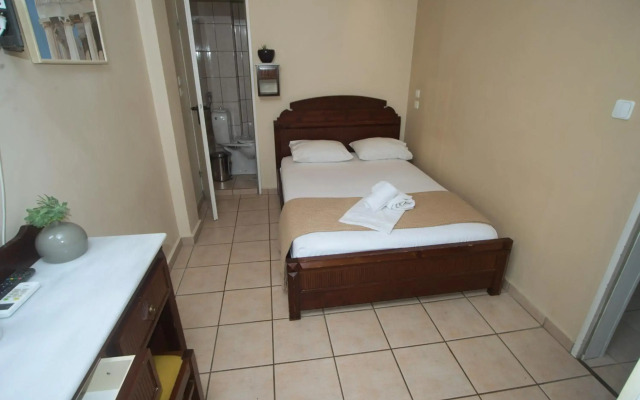 Byron Hotel