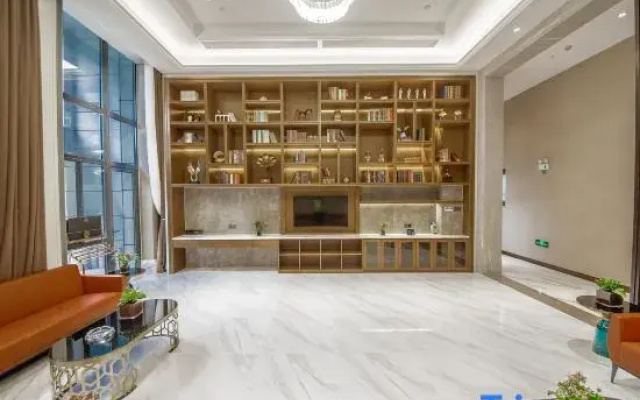 Vienna International Hotel (Qinhuangdao Nandaihe Blue Coast Bathing Beach)