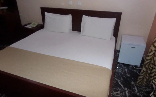 Almond View Hotels and Suites