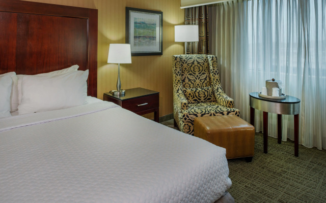 Crowne Plaza St. Louis Airport by IHG