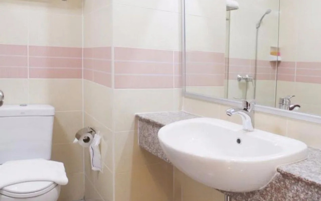 OYO 234 Tara Grande Hotel & Spa