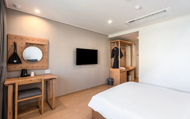Sun Beach Hotel