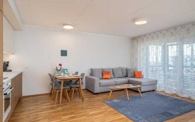 Апартаменты На Ул. Харака С Балконом