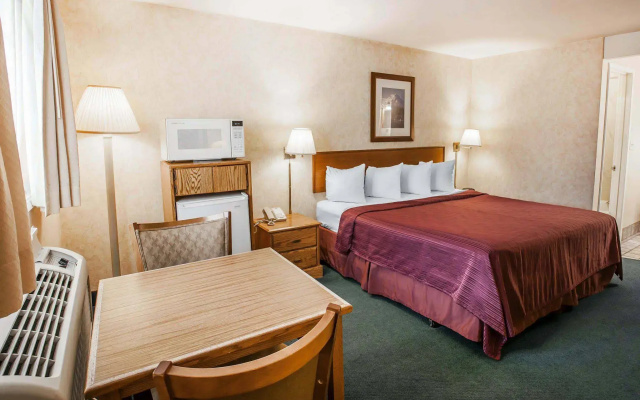 Quality Inn & Suites Bremerton