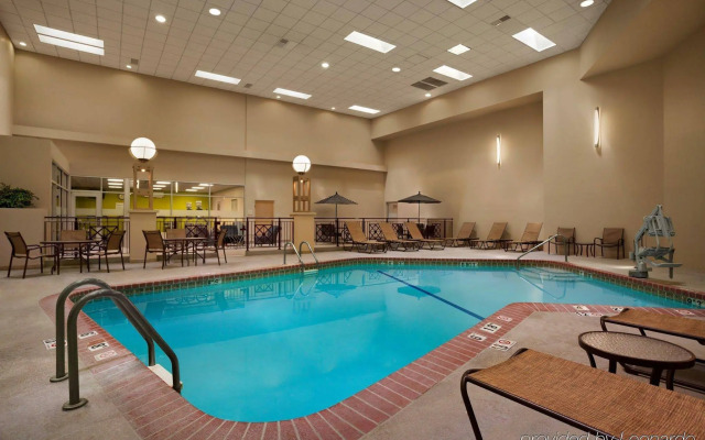 Holiday Inn Airport - Portland by IHG