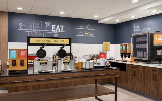 Hampton Inn Kansas City-Airport