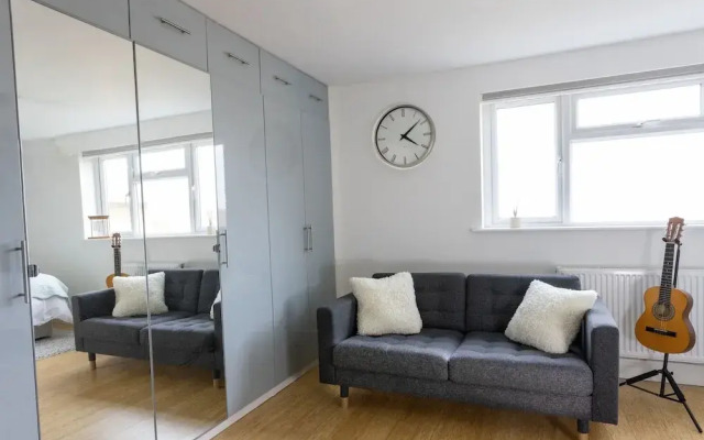 Bright House - Bracklesham Bay