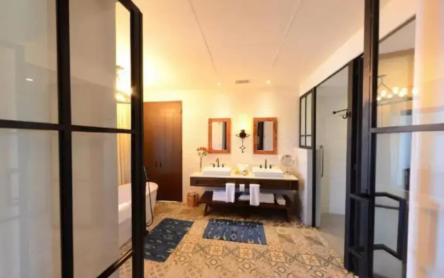Spacious 4 BR Apt in Cabo