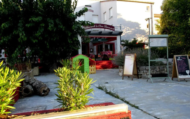 Logis Hotel Le Clos Charmant