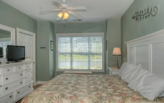 Magnolia Pointe 101 4811 3 Br condo by RedAwning