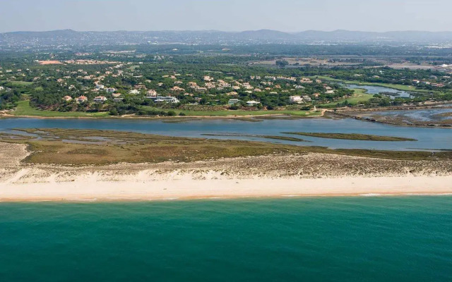 Conrad Algarve