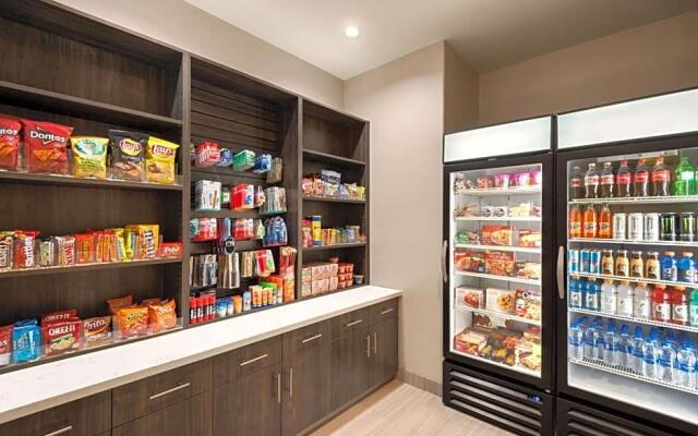 La Quinta by Wyndham Clovis CA