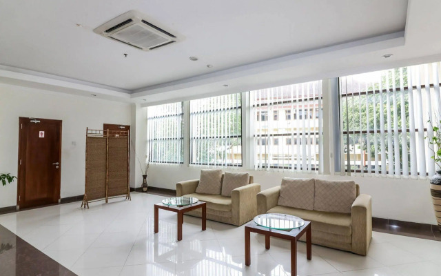 NIDA Rooms Colombo Komplek Karang Marang
