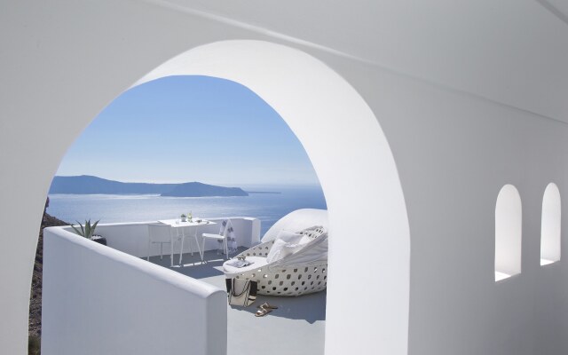 Grace Hotel, Auberge Collection