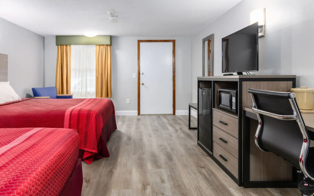 Captains Quarters Motel & Conference Center