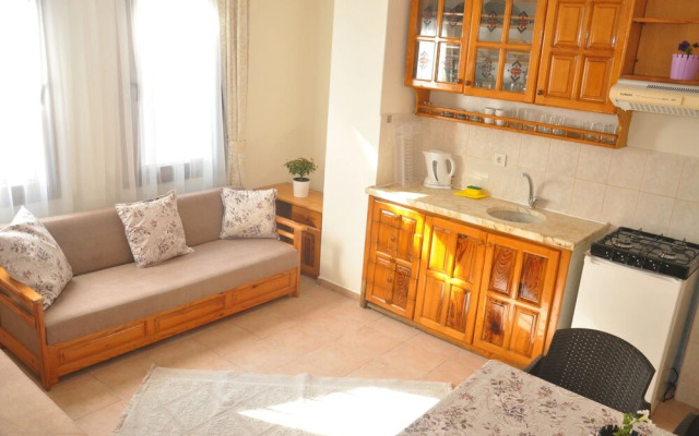 Dalyando Hotel