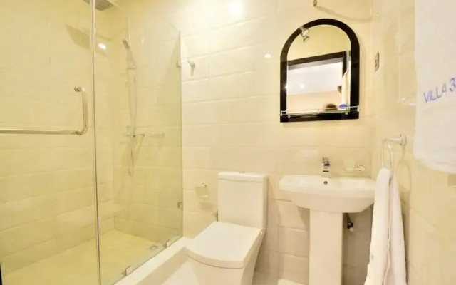 Villa Thirty Three