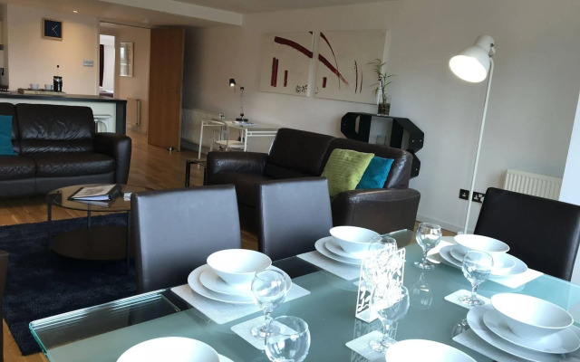 Tolbooth Apartments