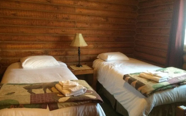 Bakers Narrows Lodge
