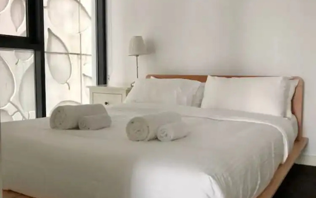 Modern 2 Bedroom Apartment In Melbourne's Southbank