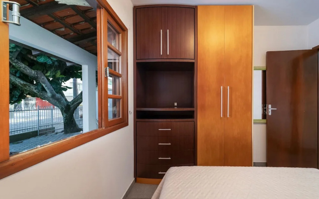 914 - Casa 3 dormitórios para 8 pessoas