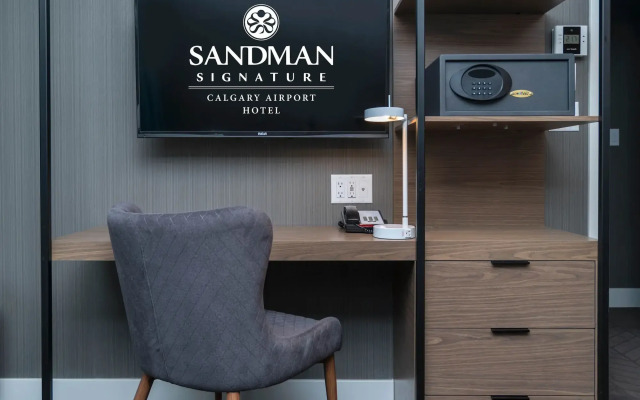 Sandman Signature Calgary Airport Hotel