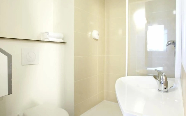 Première Classe Istres