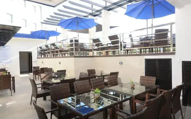 Blue Lotus Hotel Davao