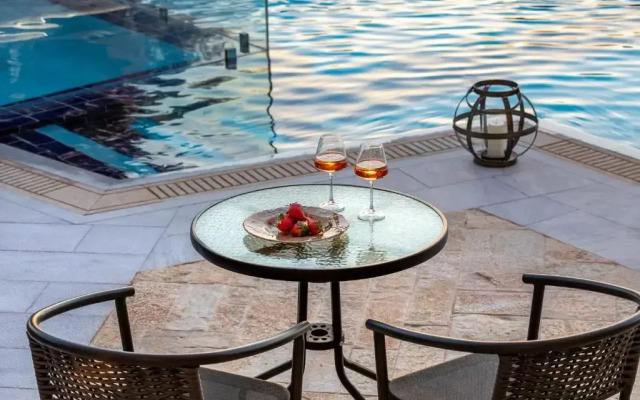Diamond Kyparissia Suites