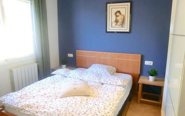 106163 - Villa in Maçanet de la Selva