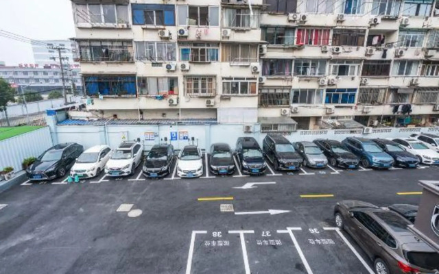 Shanghai Chengan Hotel(Xuhui Binjiang store)