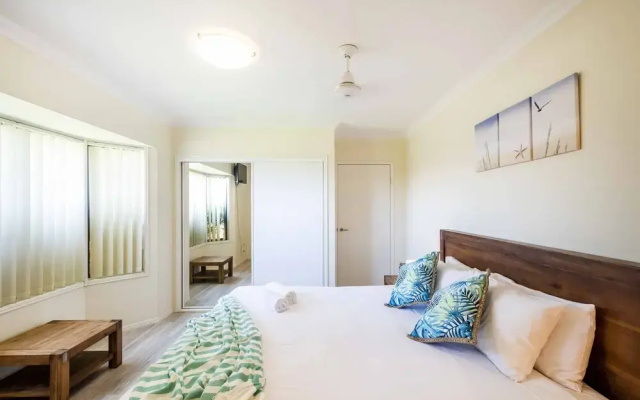 11 Oceania Court