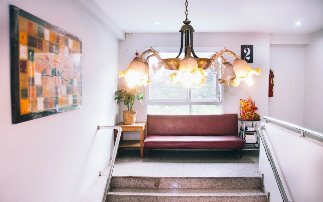 Golden House @ Onnut Station