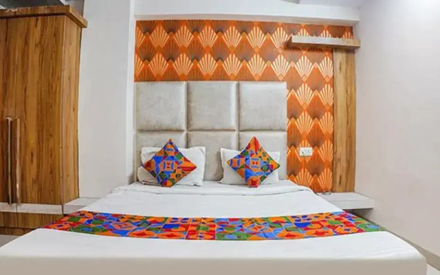 Fabhotel The Pannis
