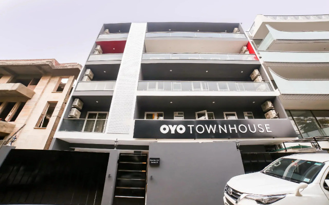 Oyo Townhouse 18557