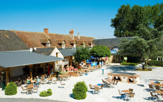 OUILOK – Domaine de Dugny