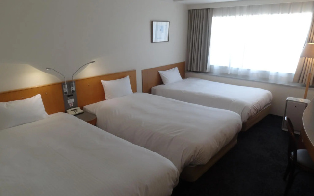 Yokohama Techno Tower Hotel – Guest Rooms – Yokohama