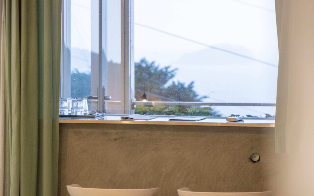 OwlStay Jiufen Green Ray