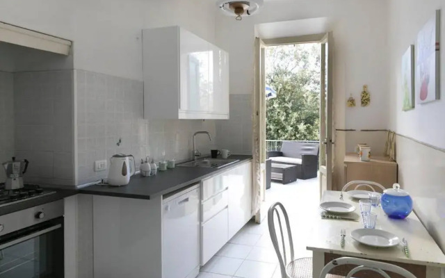 ALTIDO Bright 3BR Villa with terrace nearby the beach