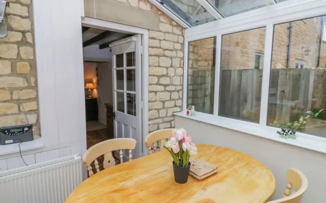 4 Lansdown Cottages