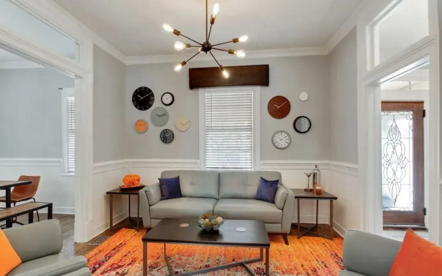 1202 Savannah - 4 Br Home