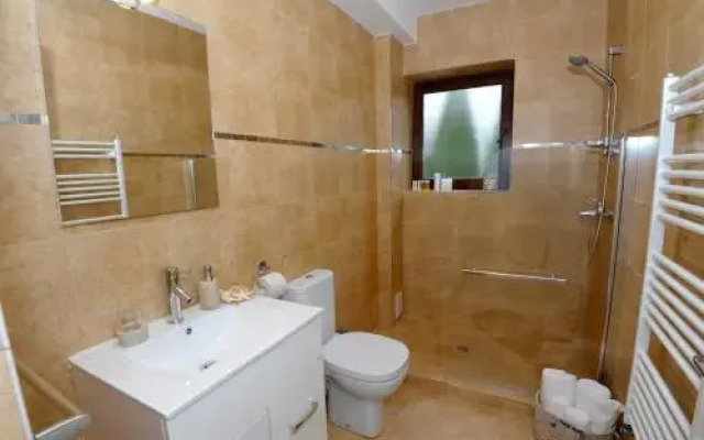 Yael Luxury Apartments 1