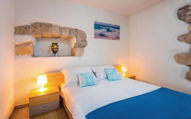 Stunning Home in Ruzici With Wifi and 3 Bedrooms