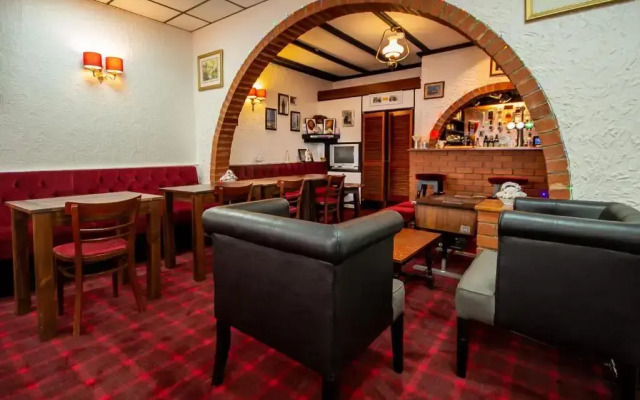 Ferndale Hotel